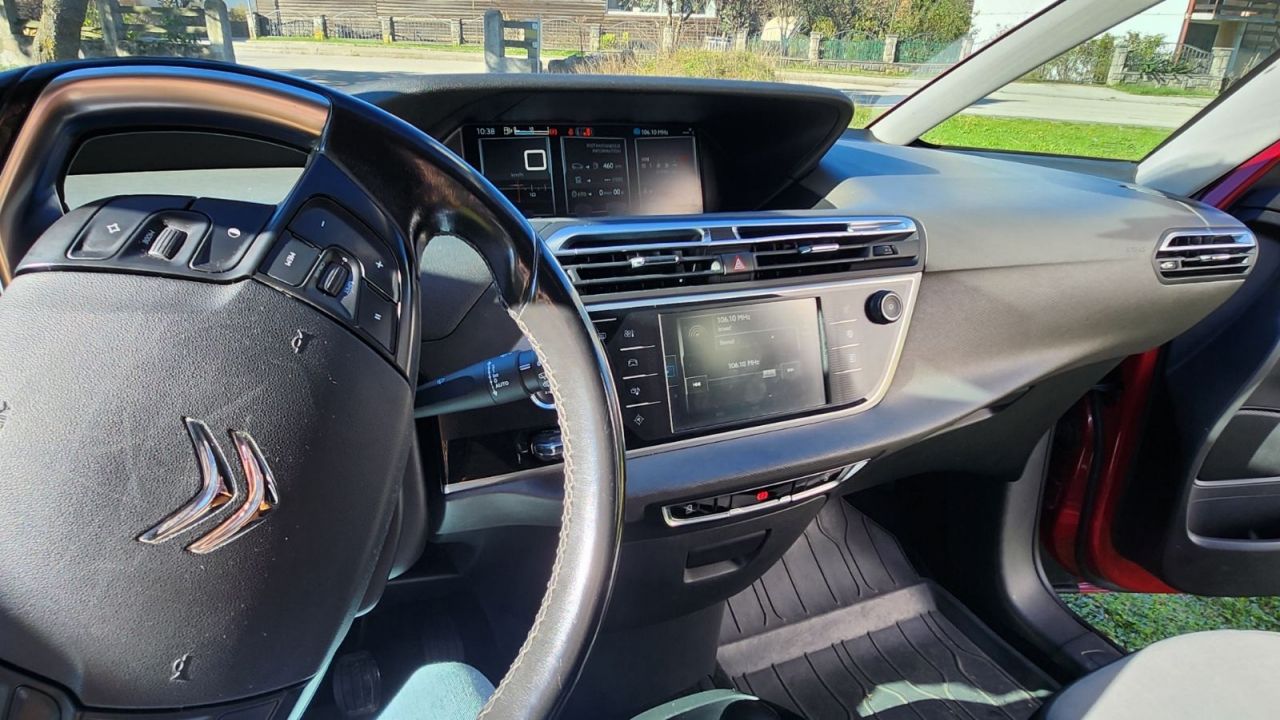 citroën c4 picasso 1,6 hdi seduction - slika 6