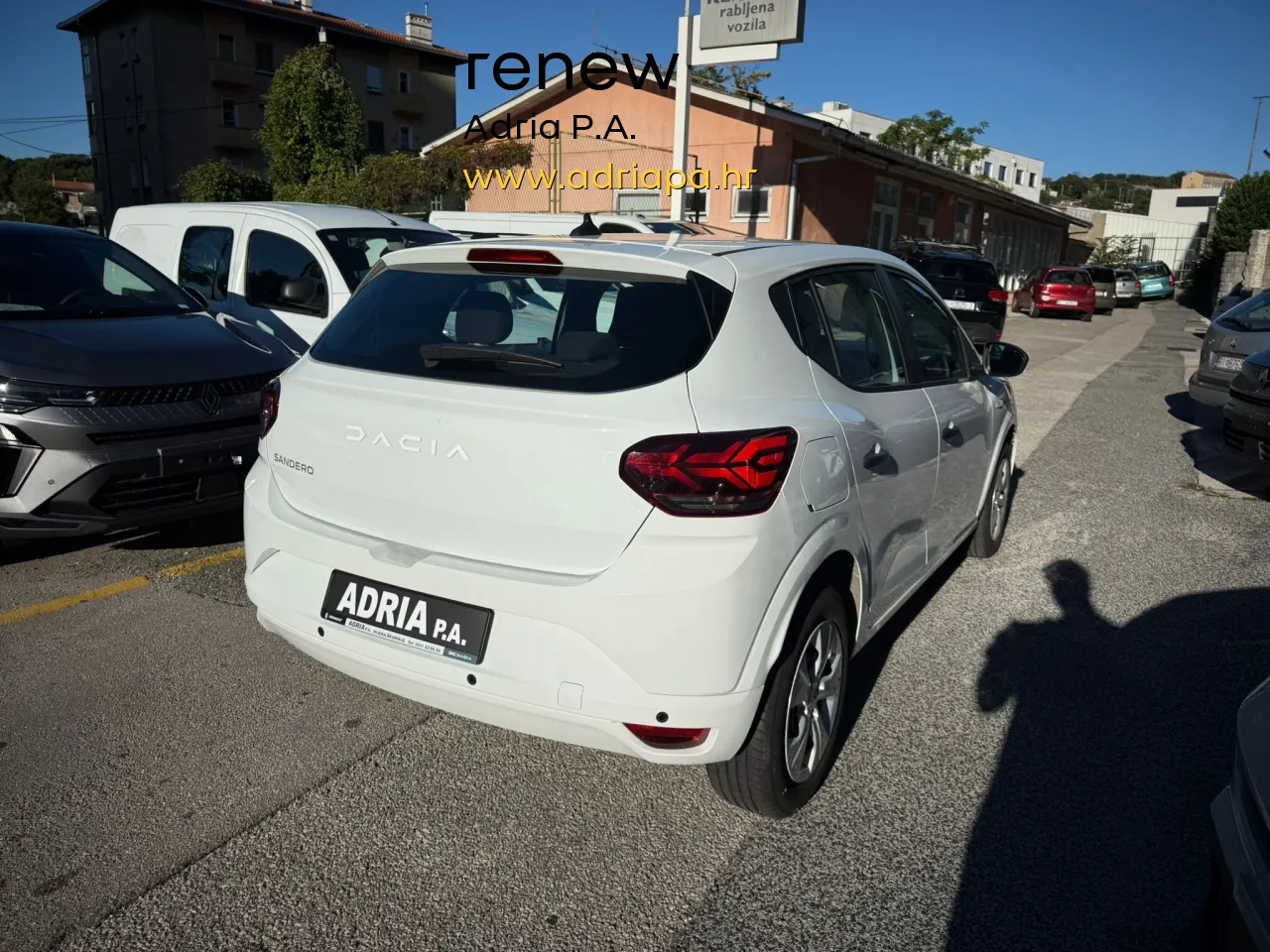 dacia sandero 1,0 eco-g 100 essential - slika 5
