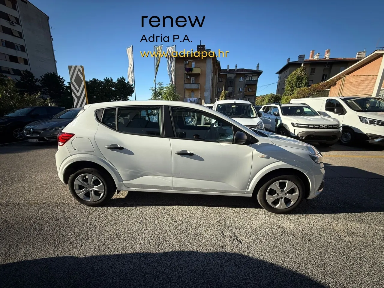 dacia sandero 1,0 eco-g 100 essential - slika 6