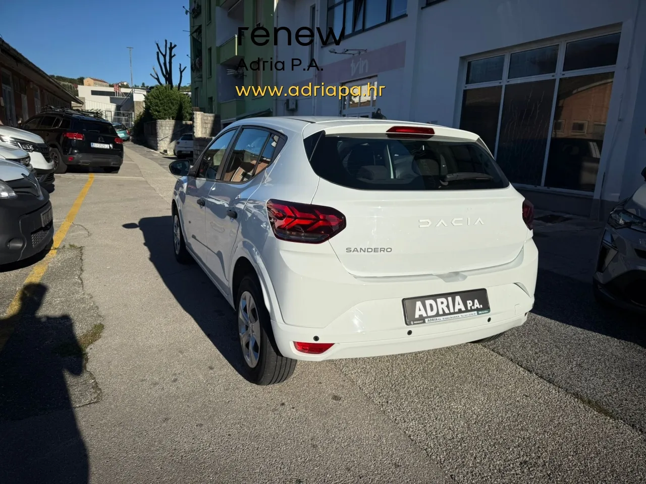 dacia sandero 1,0 eco-g 100 essential - slika 4