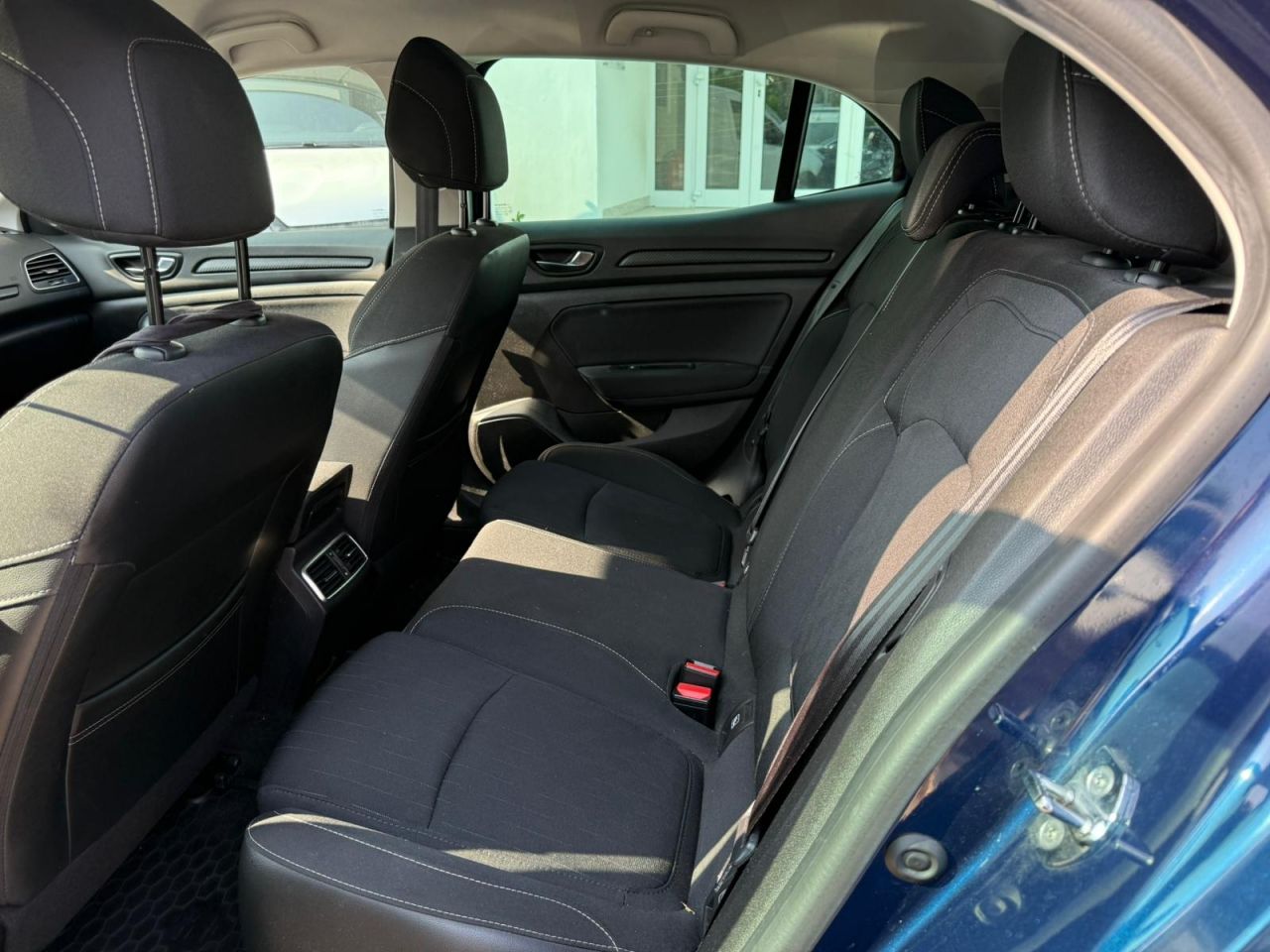 renault mégane berline tce 115 limited - slika 8