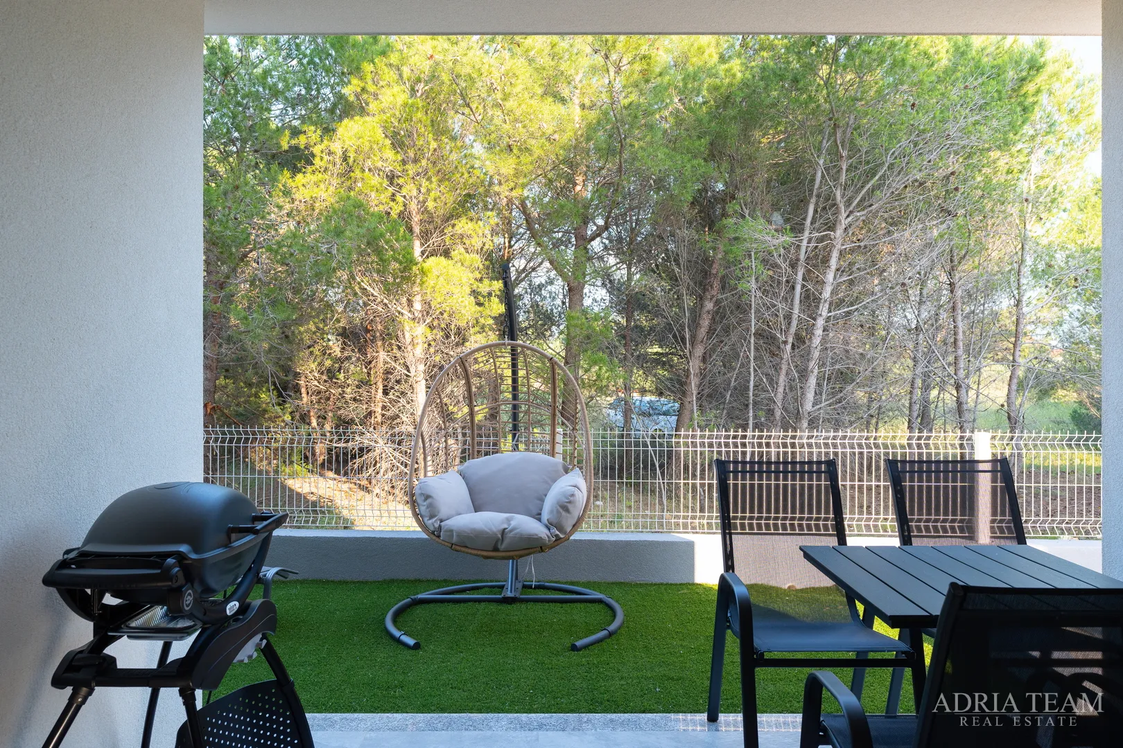 apartmani u stambenoj zgradi - vir - slika 12