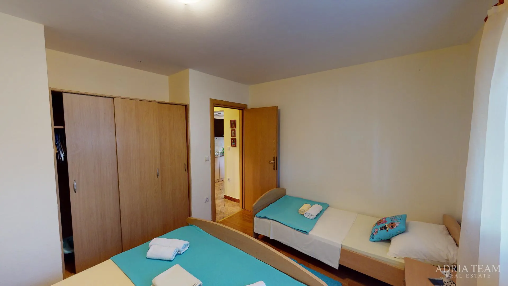 hotel s konobom i krovnom terasom, 1. red do mora - sukošan - slika 31