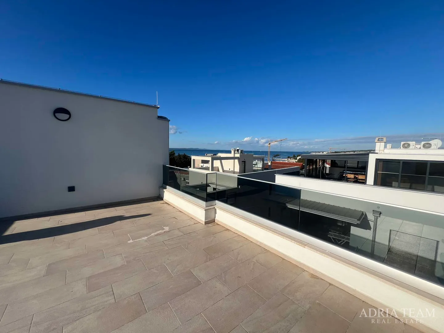 apartman u stambenoj zgradi, 80 m od mora - diklo, zadar posebna ljetna akcija! - slika 14