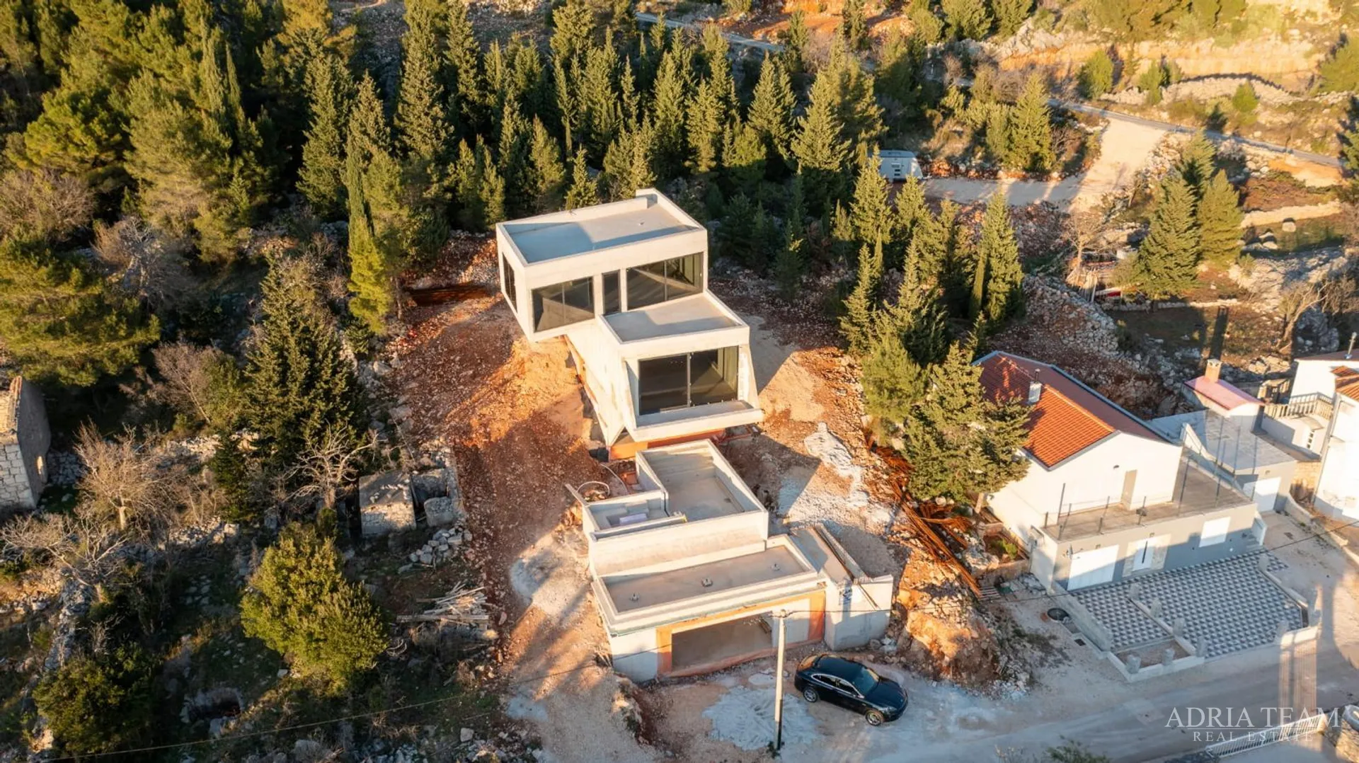 jedinstvena na hrvatskom tržištu - luksuzna vila s bazenom i otvorenim pogledom na more, starigrad - paklenica - slika 13