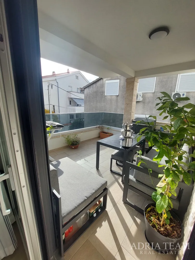 apartman u stambenoj zgradi, 80 m od mora - diklo, zadar posebna ljetna akcija! - slika 49