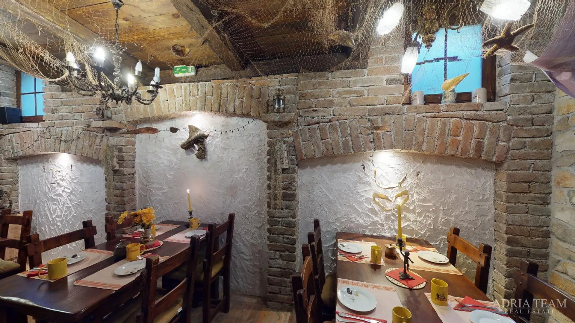 hotel s konobom i krovnom terasom, 1. red do mora - sukošan - slika 100