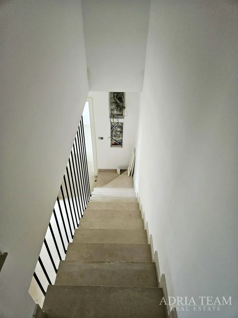 luksuzan stan - novogradnja, gračani - slika 15