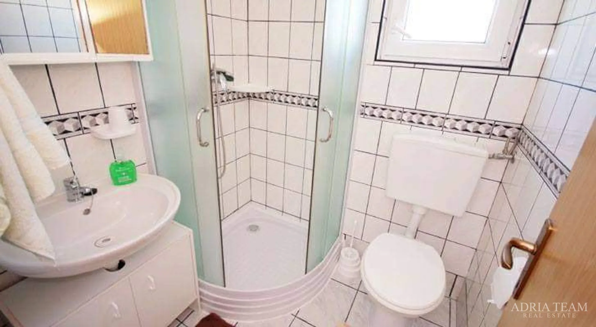 akcija!! apartmanska kuća s 5 apartmana, 170 m od mora, vir - zadar - slika 17