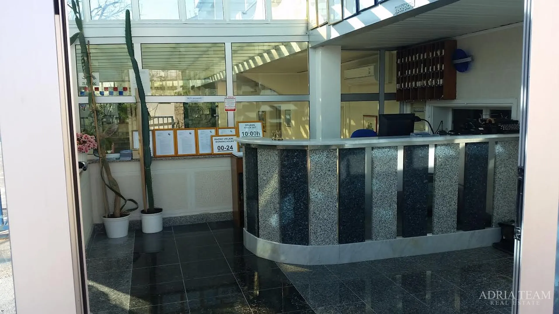 hotel na samoj plaži, fenomenalna investicijska prilika! pag - slika 26
