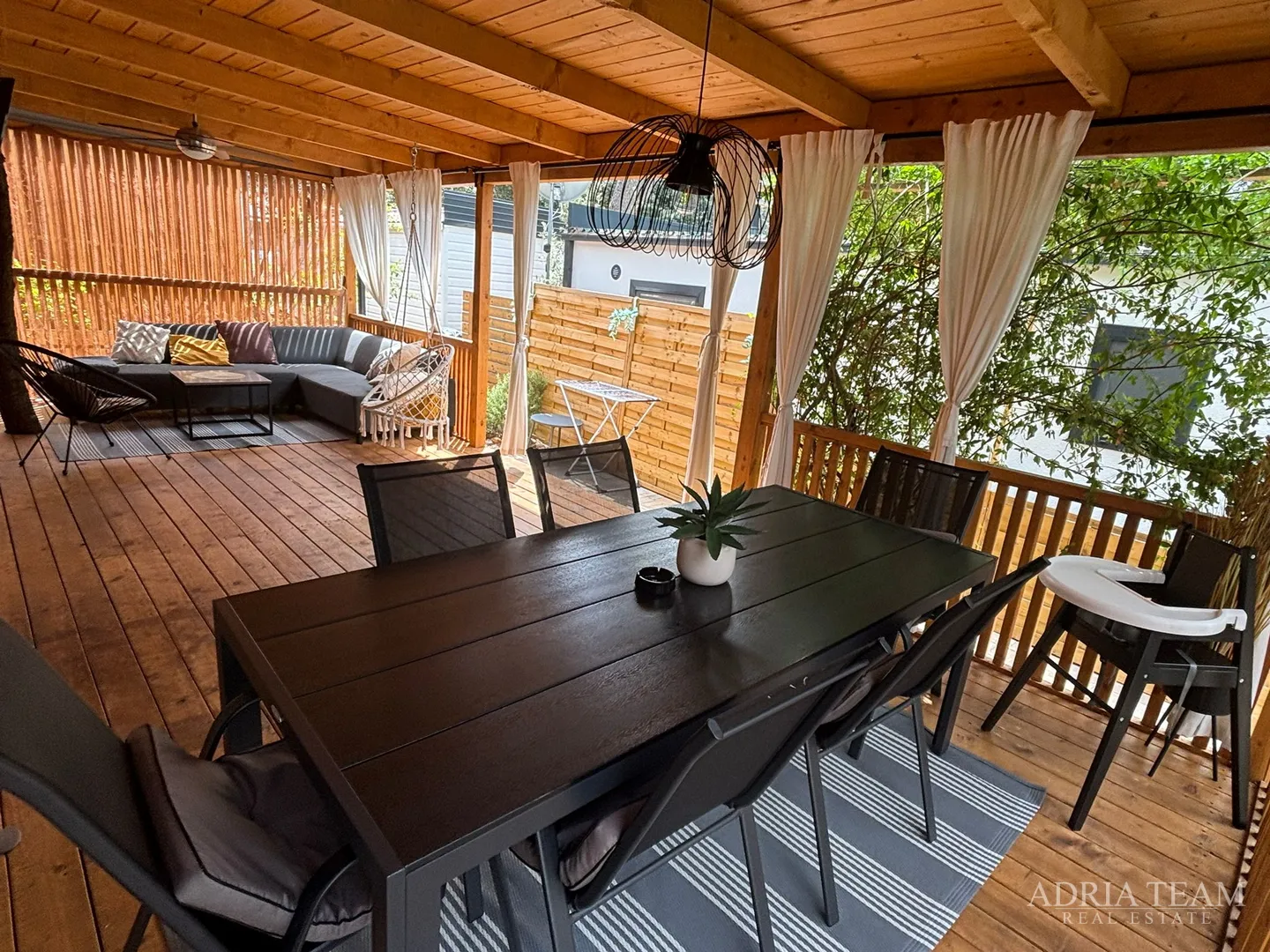 prodaje se potpuno opremljena mobilna kuća – 70 m od mora biograd na moru – camping park soline - slika 10