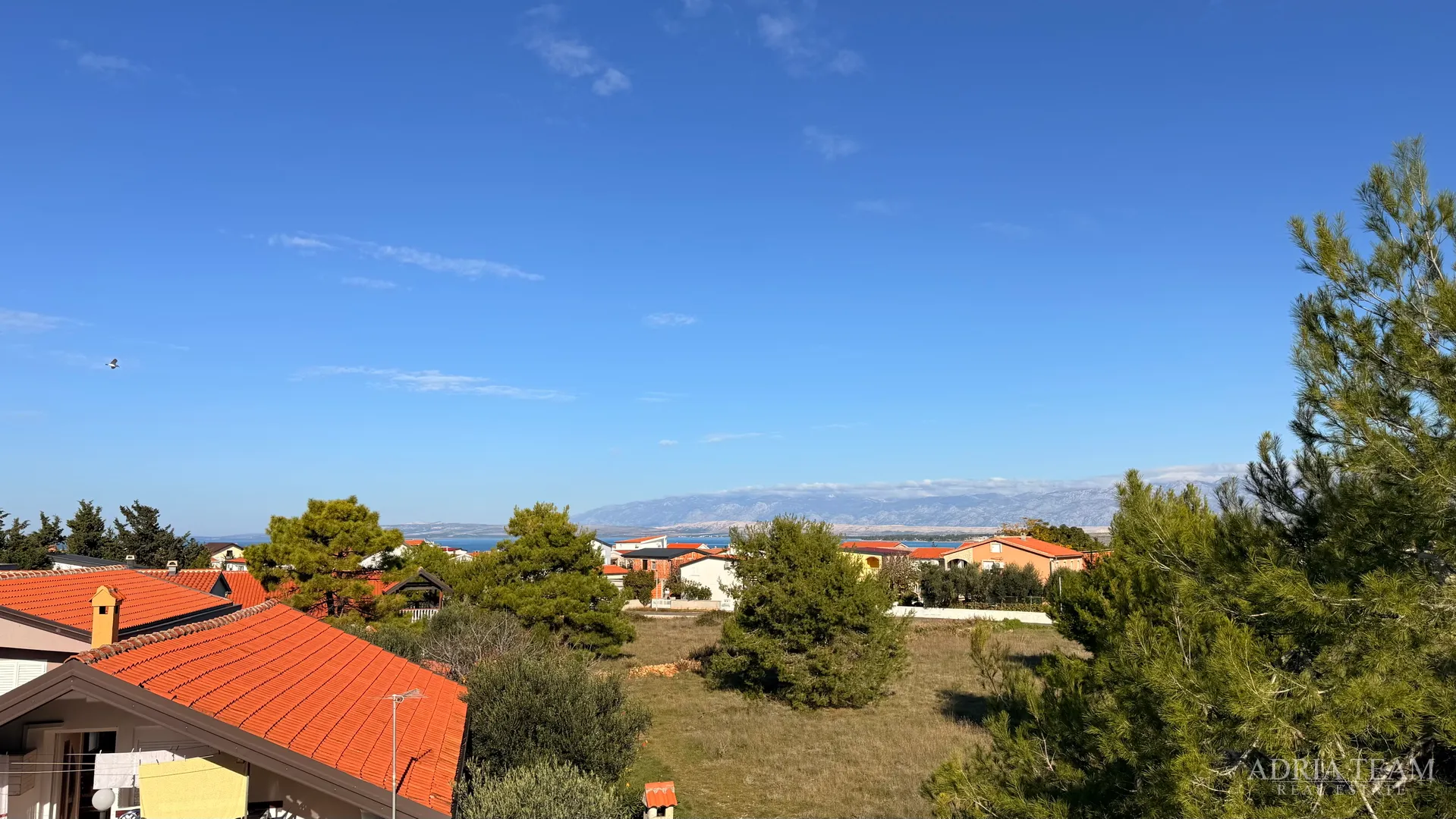stambena zgrada (3 stana) 550 m udaljenost od mora, lokacija:vir - slika 34