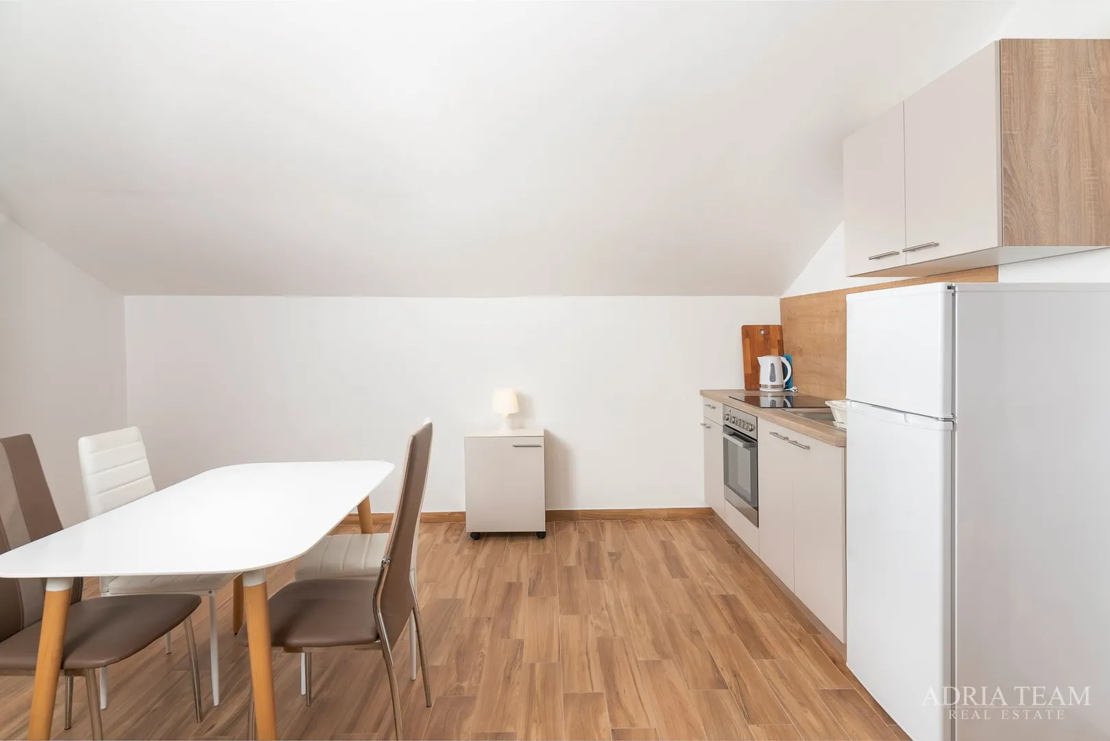 apartmanska kuća s bazenom, mirna i tiha pozicija, posedarje - slika 16