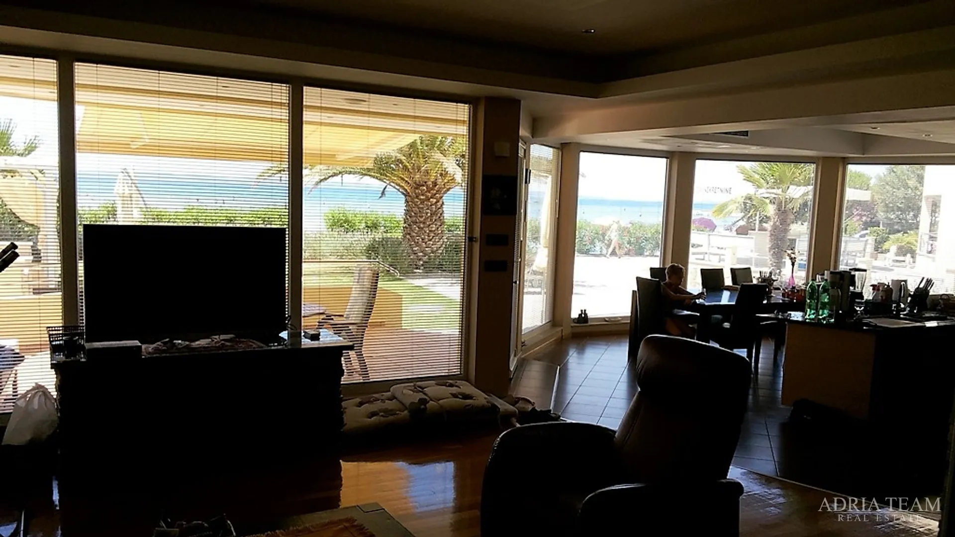 četverosoban apartman, top pozicija!! prvi red do mora - privlaka, zadar - slika 19
