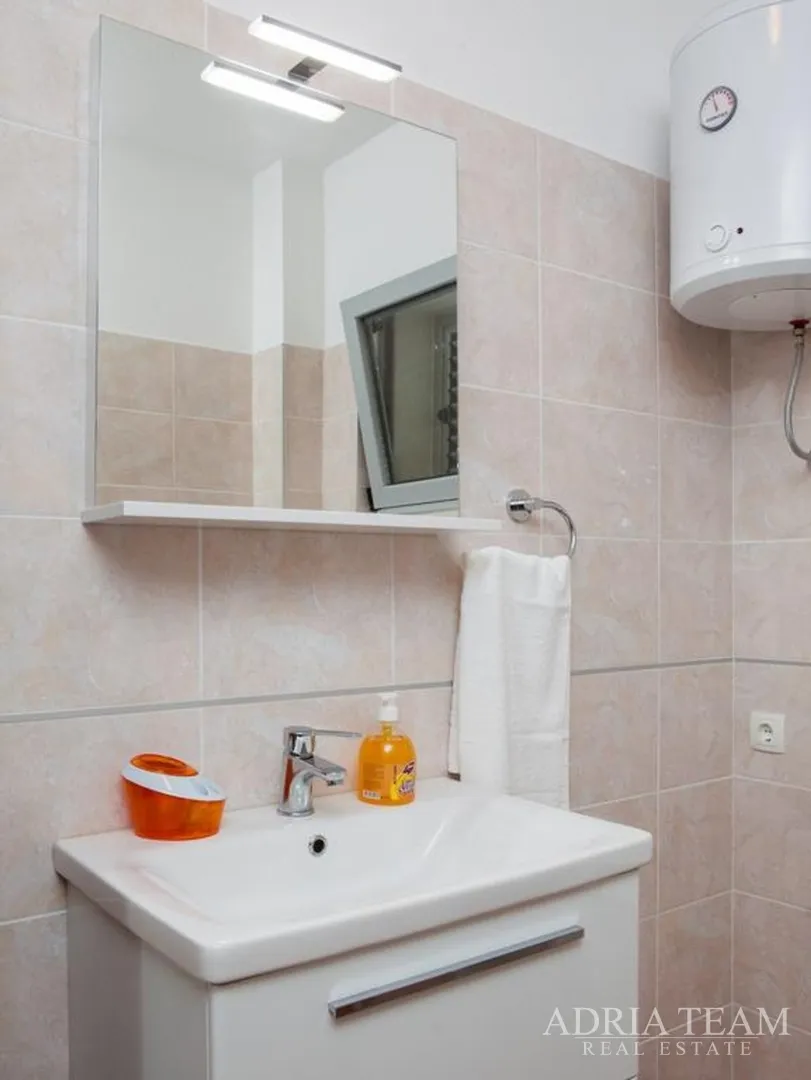 apartmanska kuća, trogir - slika 5