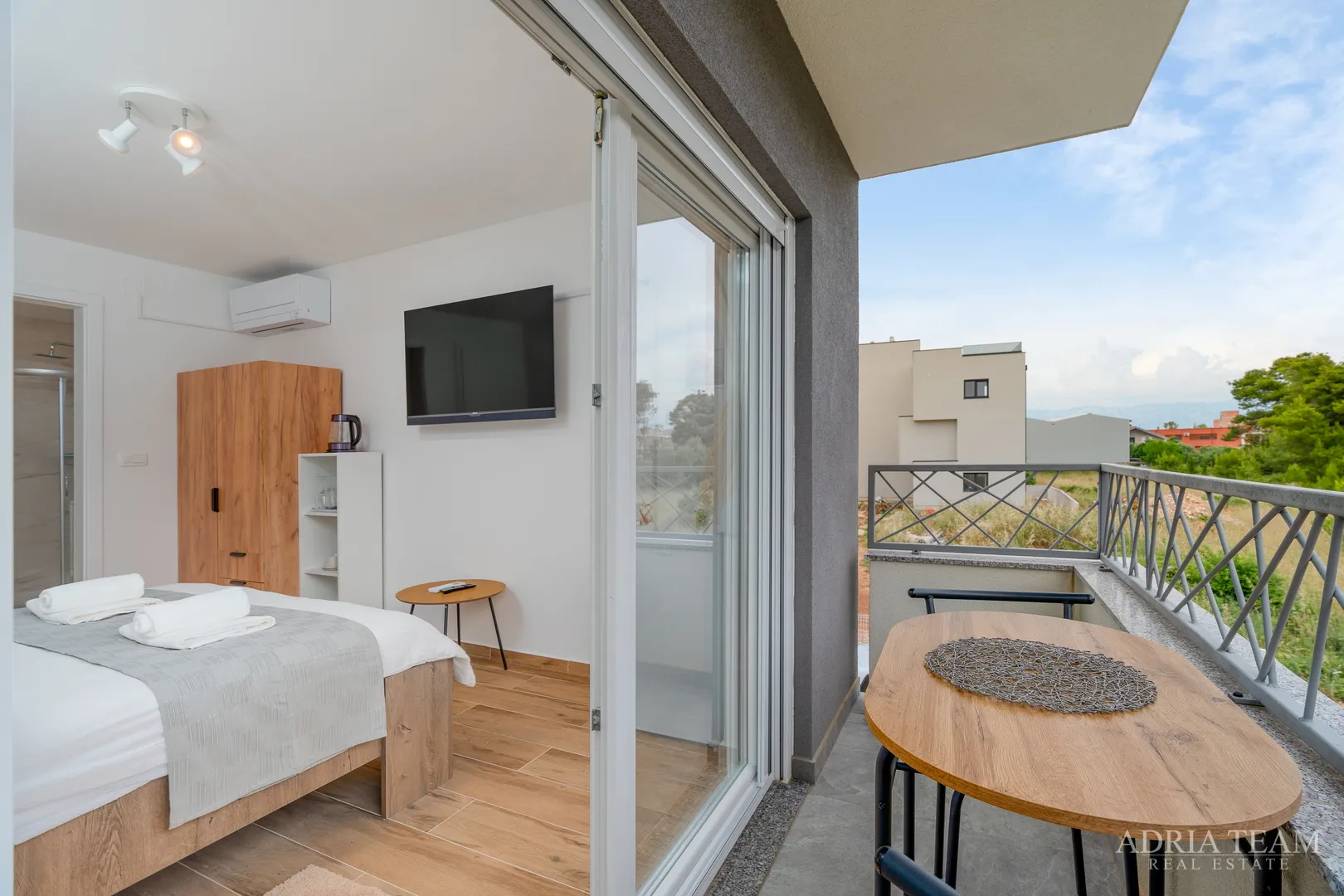 apartmani u stambenoj zgradi - vir - slika 16