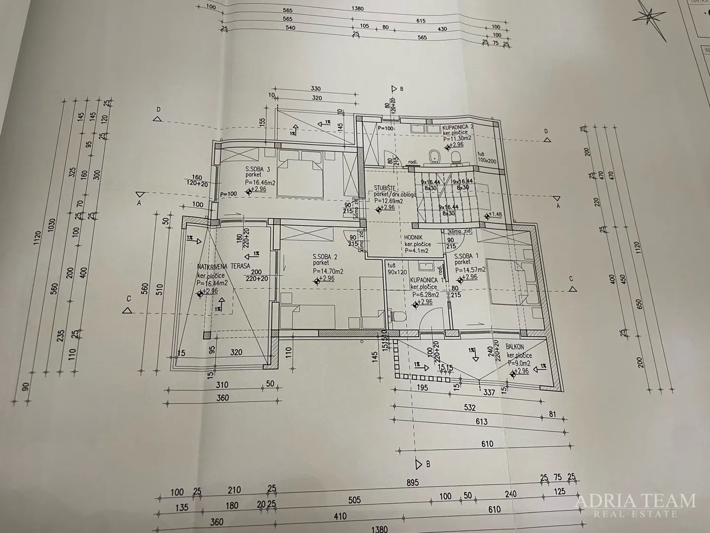 vila s bazenom u novogradnji - zaton - slika 81