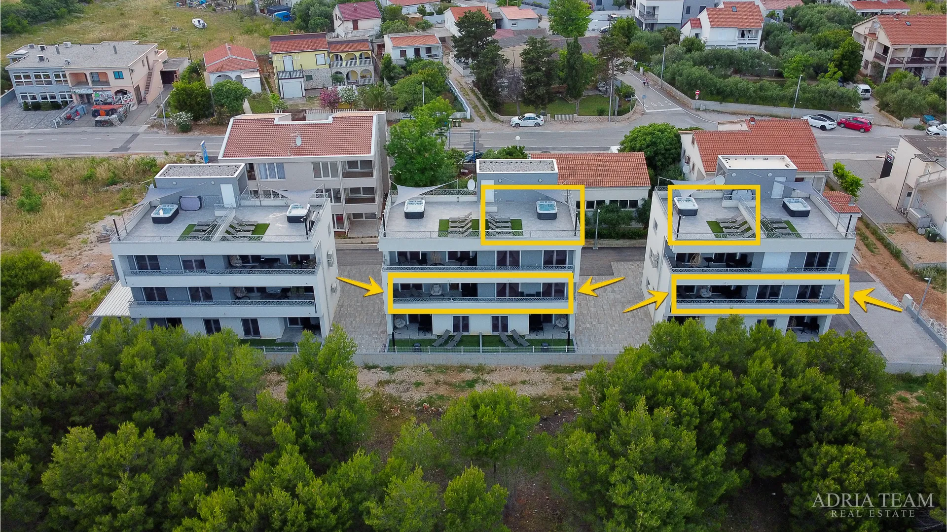ekskluzivan apartman s krovnom terasom i jacuzzijem - vir - slika 2