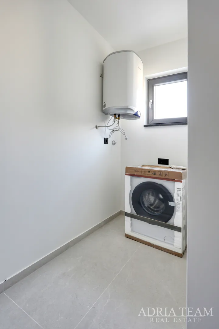 dvoetažni apartmani u novogradnji u dvije identične kuće u nizu - privlaka - slika 70