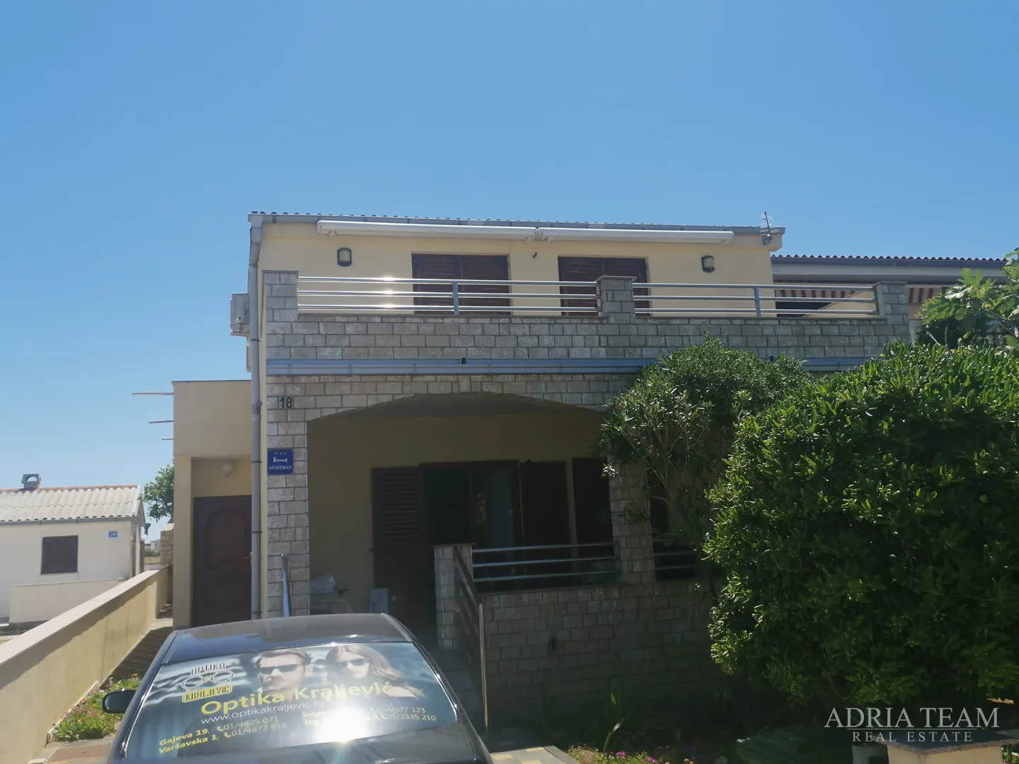 obiteljska kuća s prostranom okućnicom - povljana, pag - slika 2