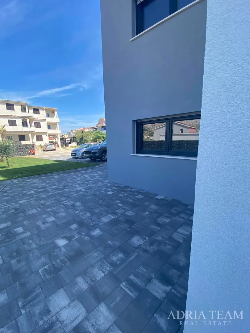 apartmani u novogradnji s pogledom na more, mirna i tiha pozicija!! pag - slika 20