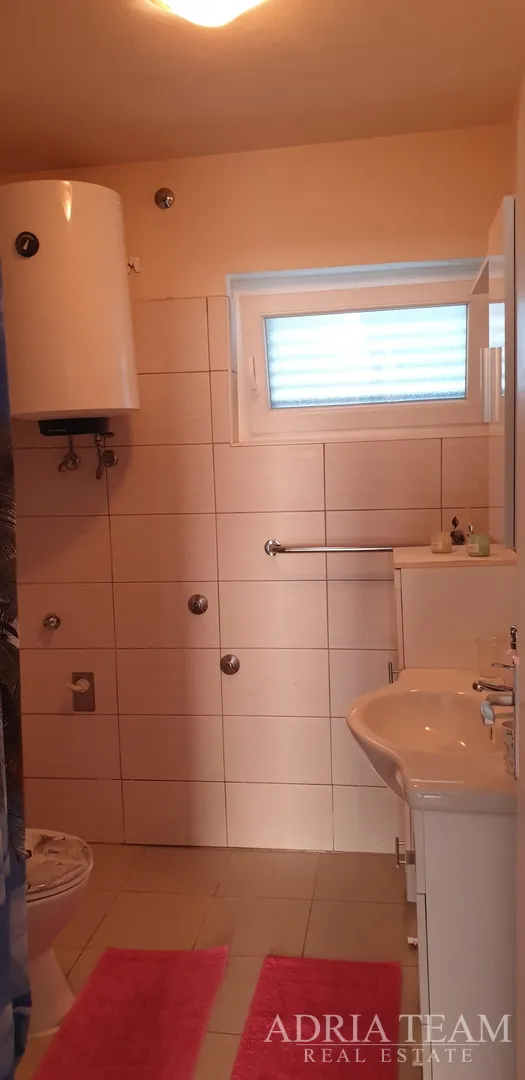 apartmanska kuća u 1.redu do mora - slika 27