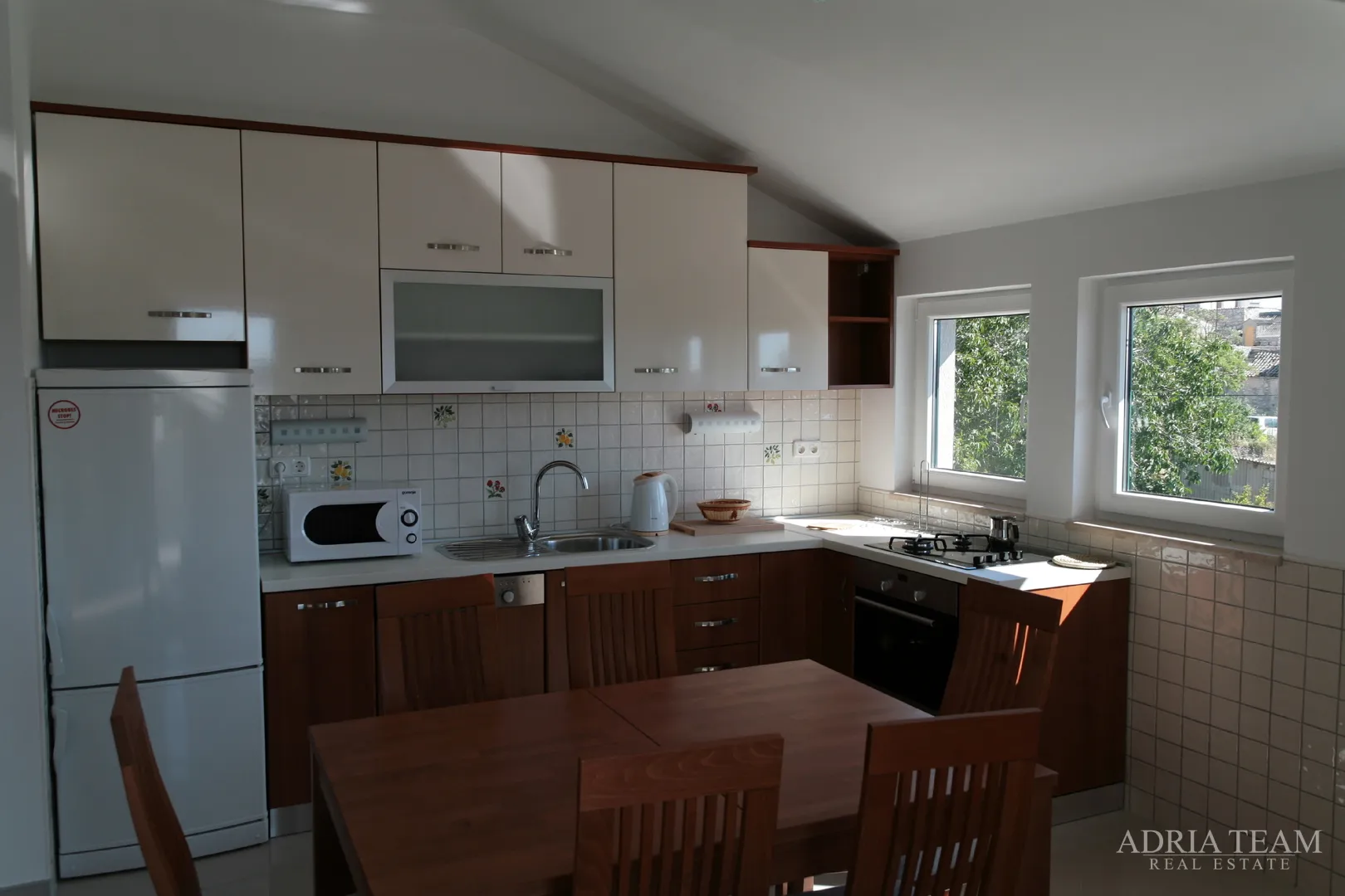 luksuzna vila 100 m od marine - betina, murter - slika 39