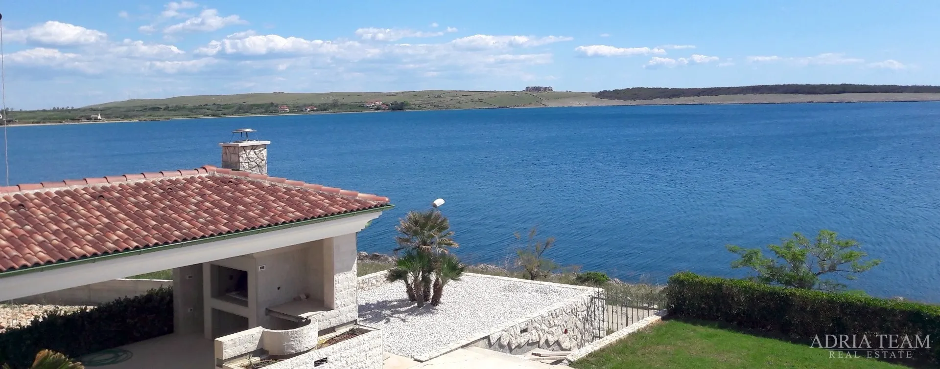 luksuzni apartman - 1. red do mora - slika 15