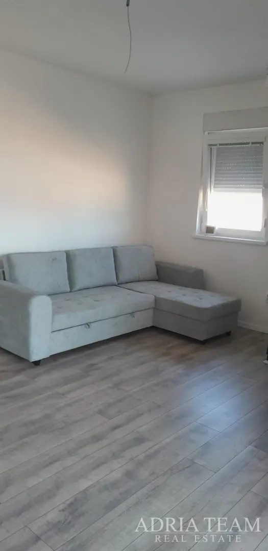 kuća u novogradnji - ražanac - slika 19