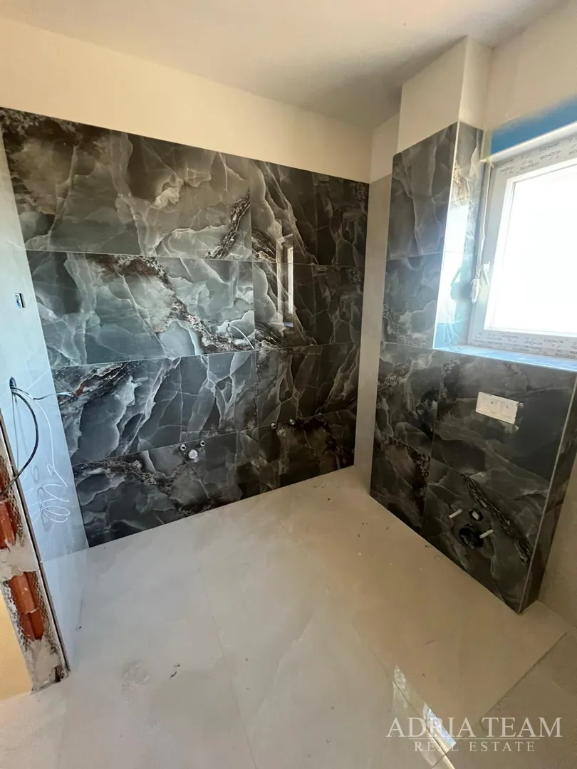 apartmani u novogradnji udaljeni 200 m od mora - seline - slika 54