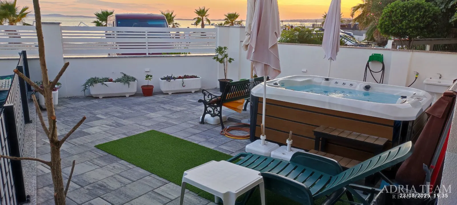apartmani prvi red do mora, vir - zadar - slika 19