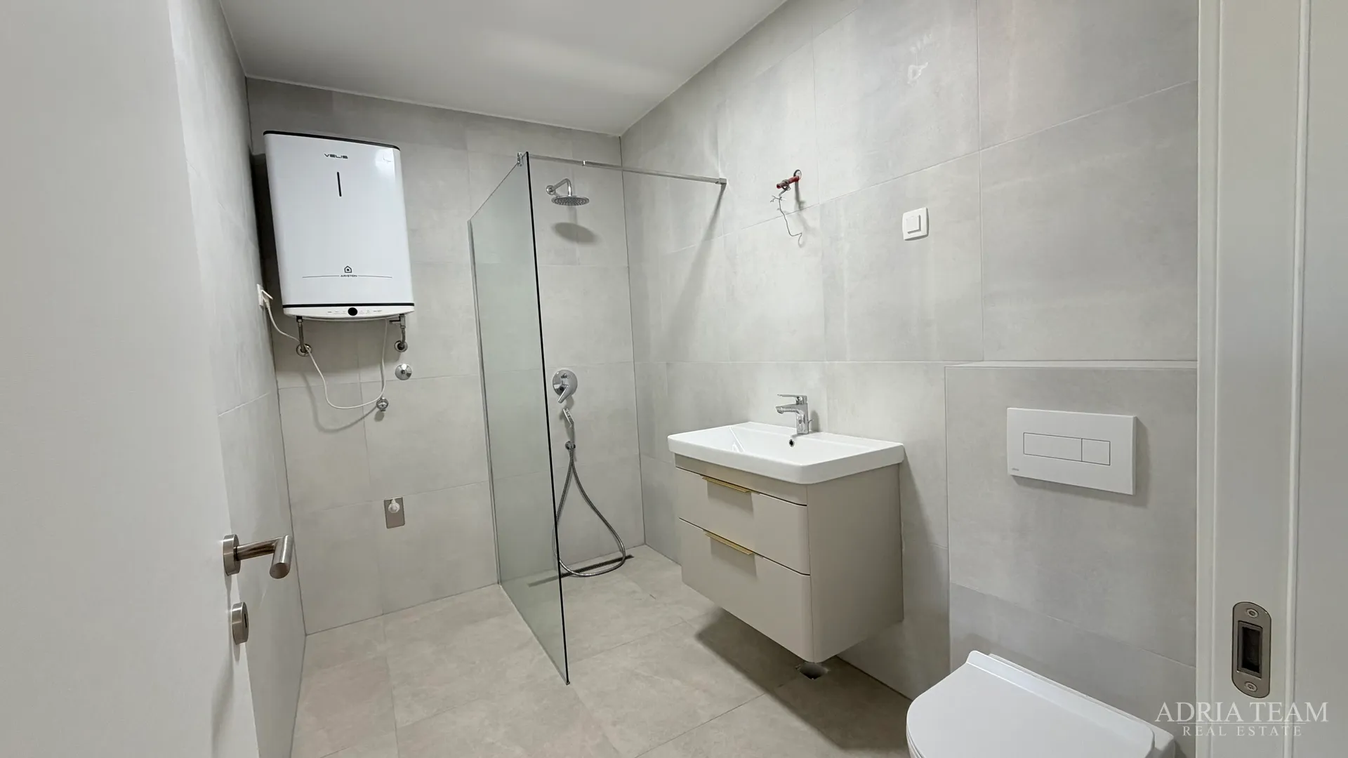 apartman s pogledom na more, prvi red do mora - povljana, pag - slika 7