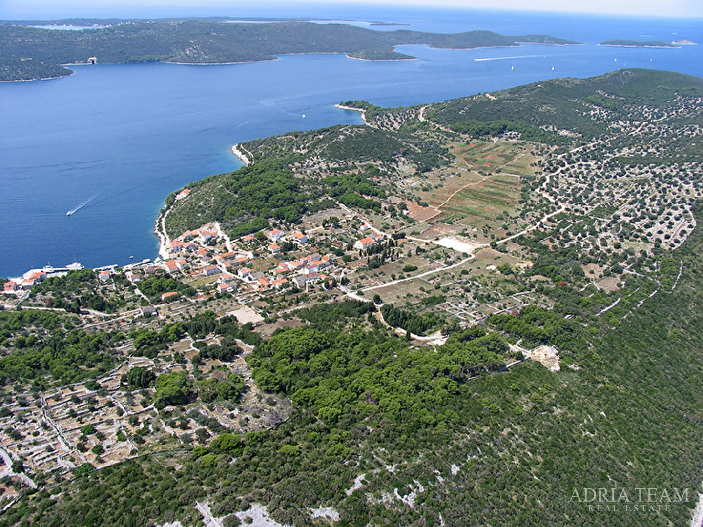 građevinske parcele na otoku u blizini zadra - 1. red do mora - slika 4