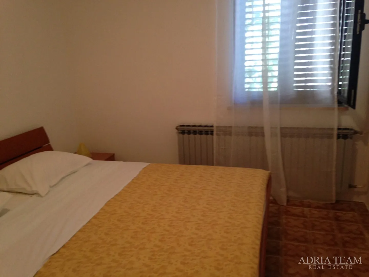 apartmanska kuća 100 m od mora, odlična lokacija - novalja, pag - slika 33
