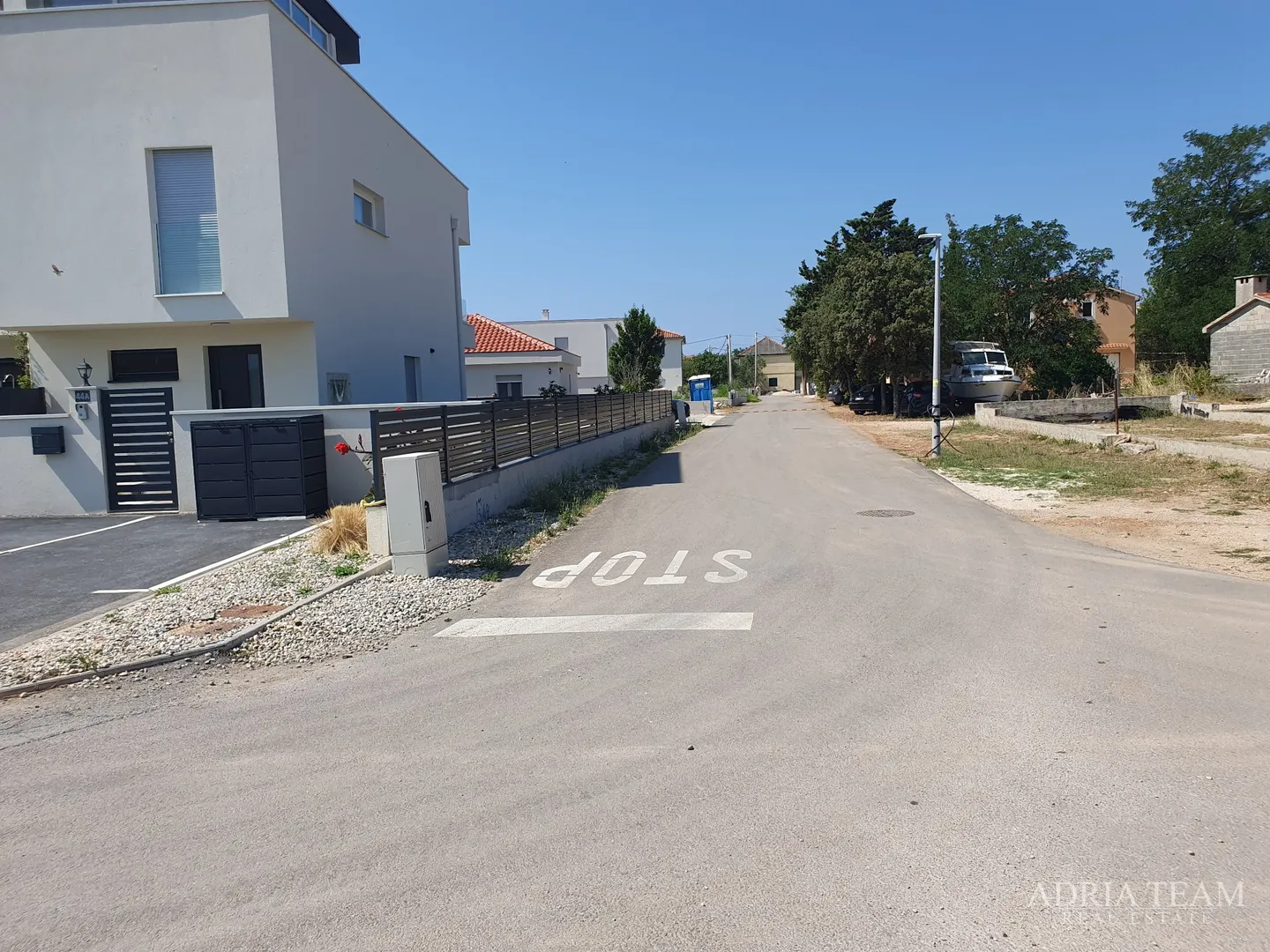 privlaka – mletik: građevinsko zemljište s izdanim projektom i dozvolom - slika 6