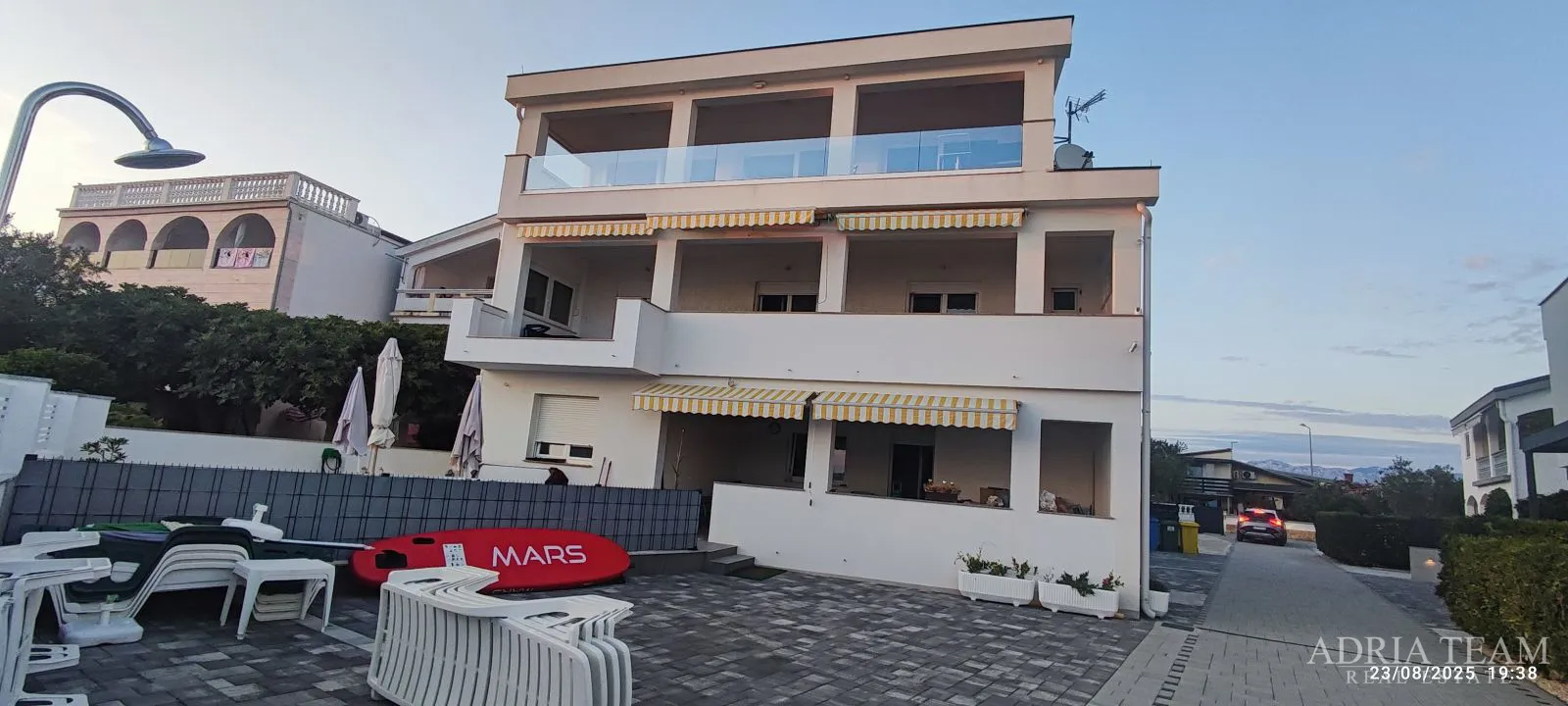 apartmani, prvi red do mora, vir - zadar izvrsna prilika!!! - slika 4