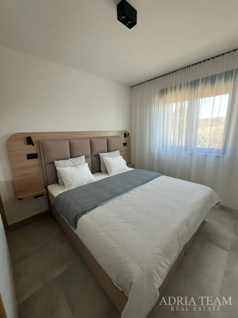 apartmani u novogradnji s otvorenim pogledom na more, maslenica - slika 12
