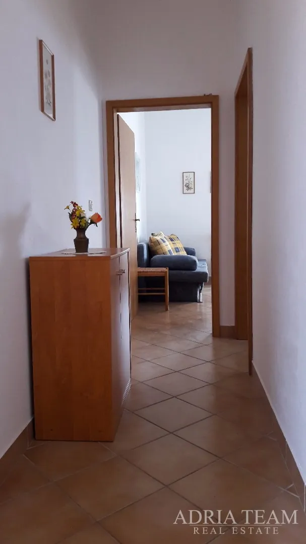 apartmanska kuća - 1. red do mora - slika 15