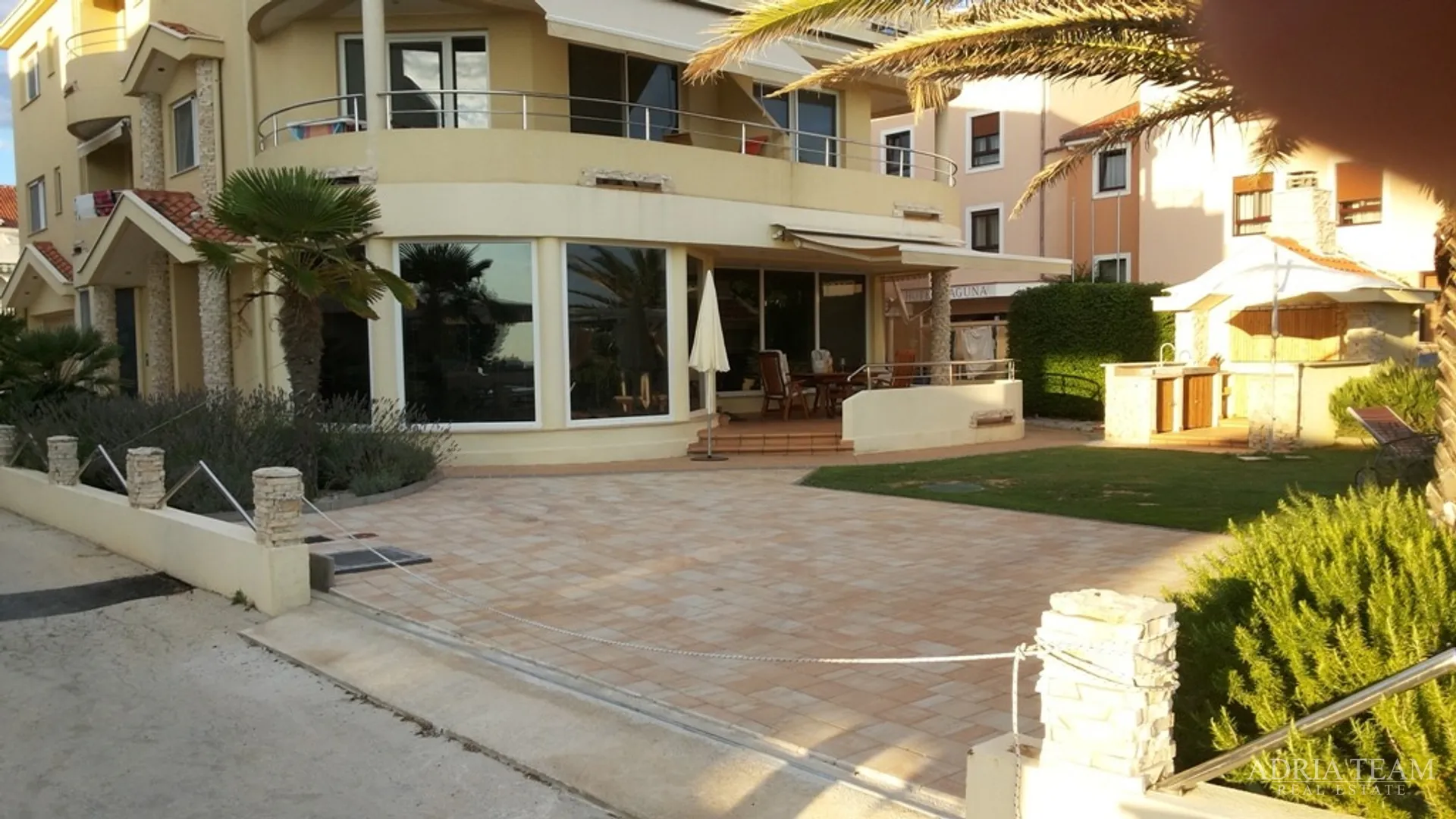 četverosoban apartman, top pozicija!! prvi red do mora - privlaka, zadar - slika 3