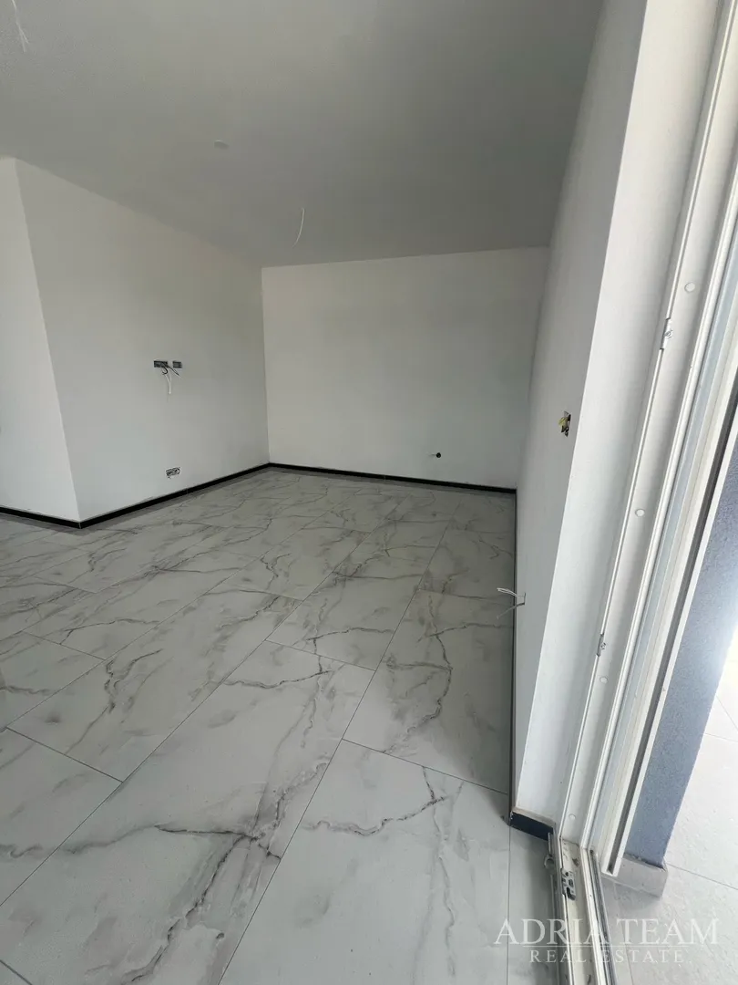 dvije kuće s bazenom - vir - slika 31