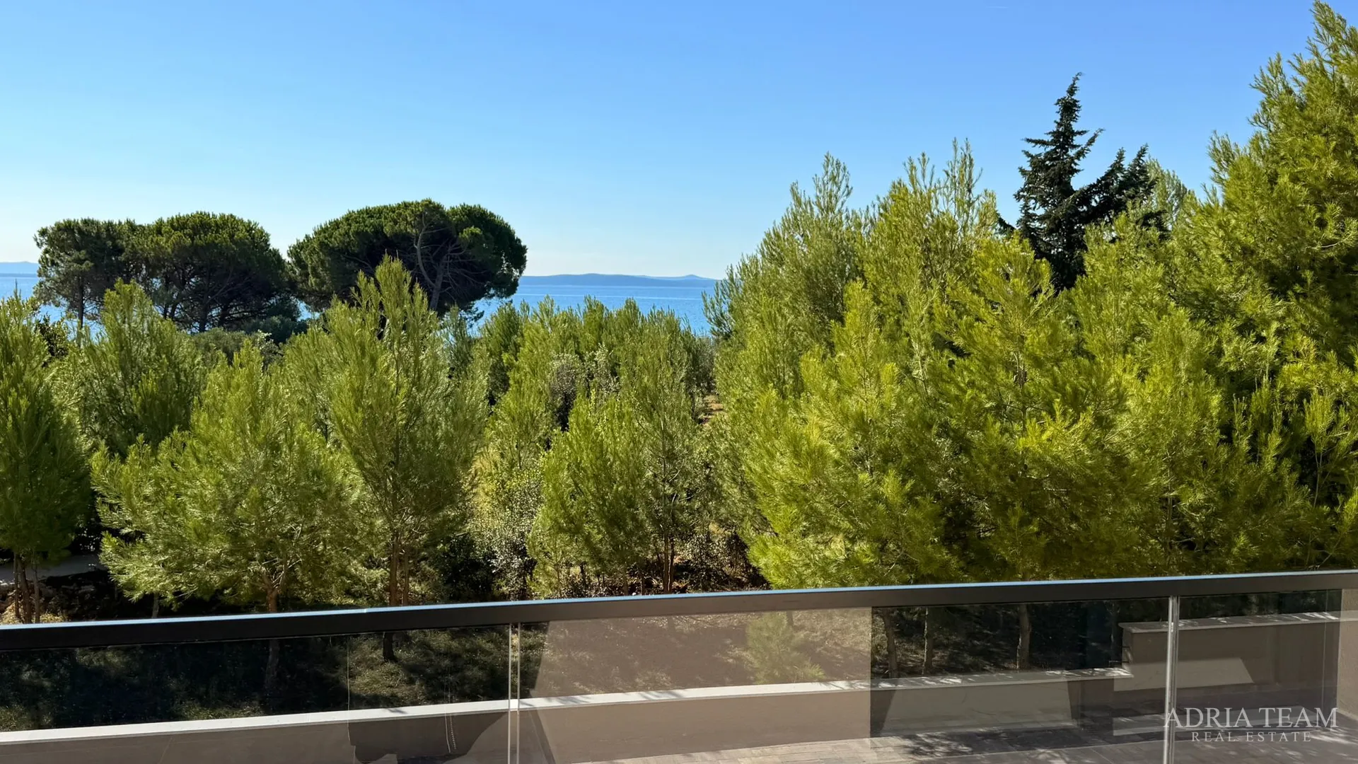 2 prostrana apartmana, privlaka - slika 21