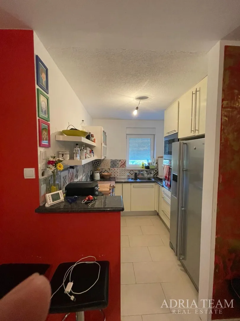 trosobni stan u blizini svih sadržaja za život - plovanija, zadar - slika 10