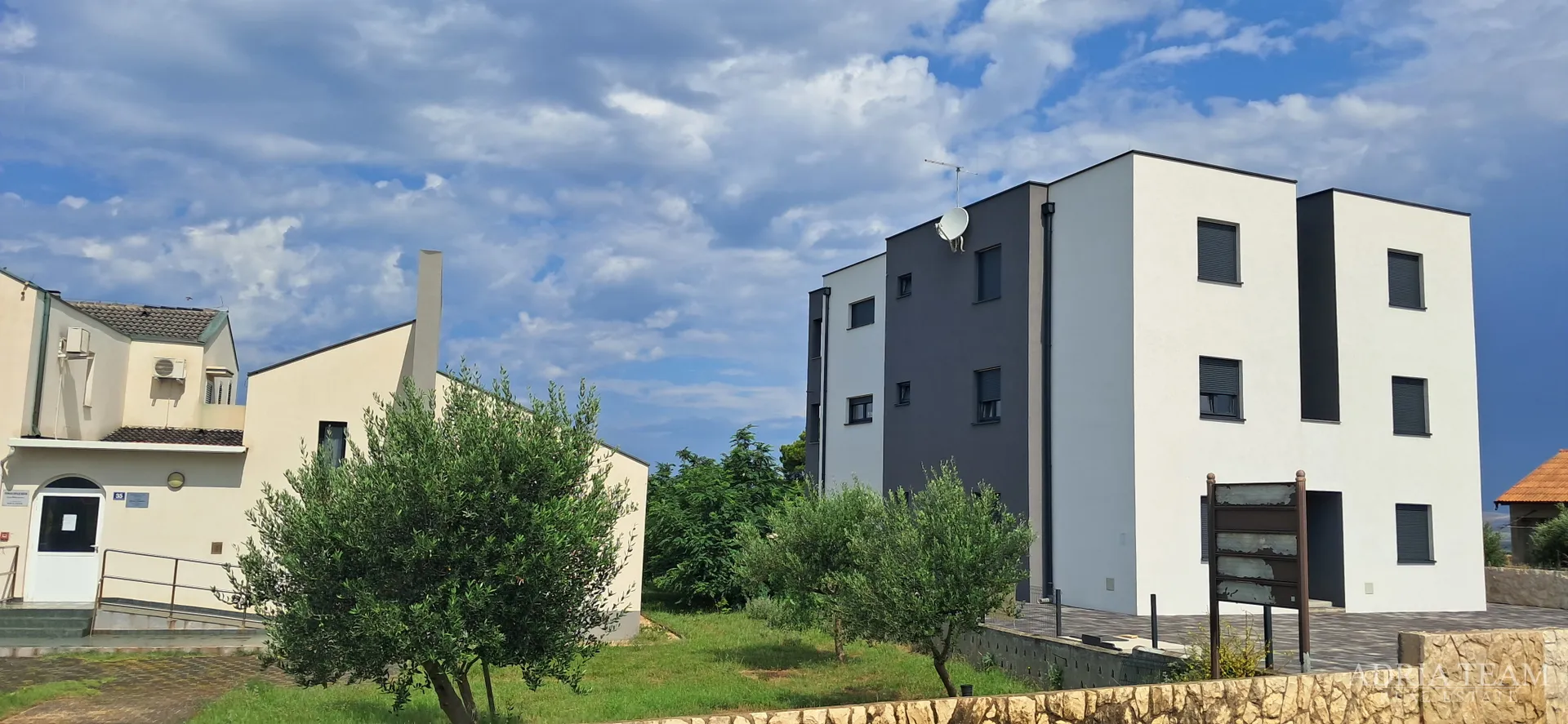 apartman u novogradnji, pogled na more, vrt 240 m2 - povljana, pag - slika 9