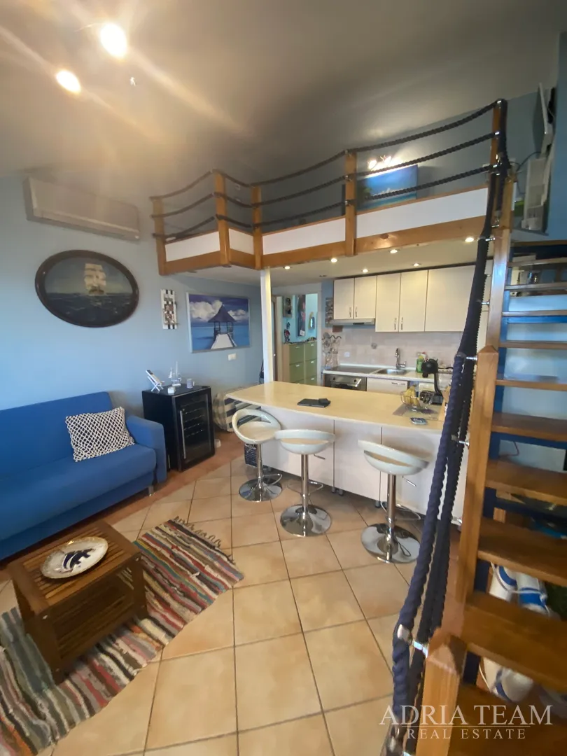 apartman, prvi red do mora, na prekrasnoj plaži s velikom terasom - turanj - slika 25