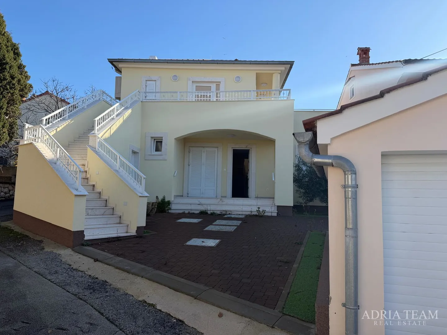 Prodaje Se Kuća S Bazenom – Petrčane - Zadar