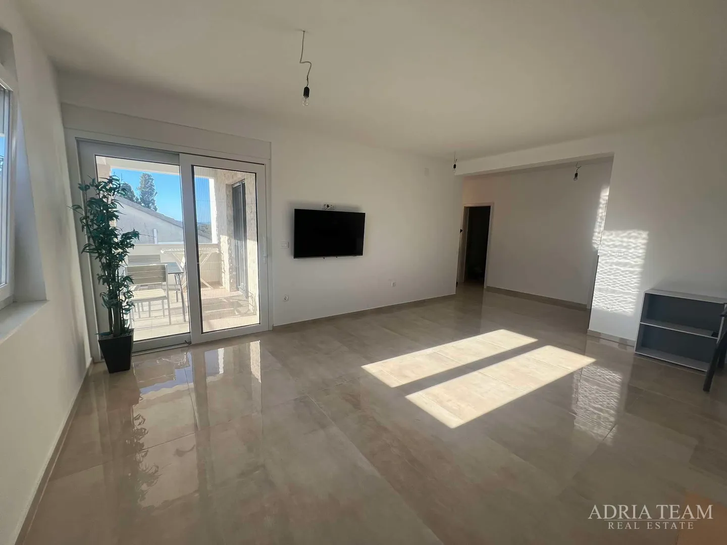 posebna ljetna akcija! apartman u stambenoj zgradi, 80 m od mora - diklo, zadar - slika 54
