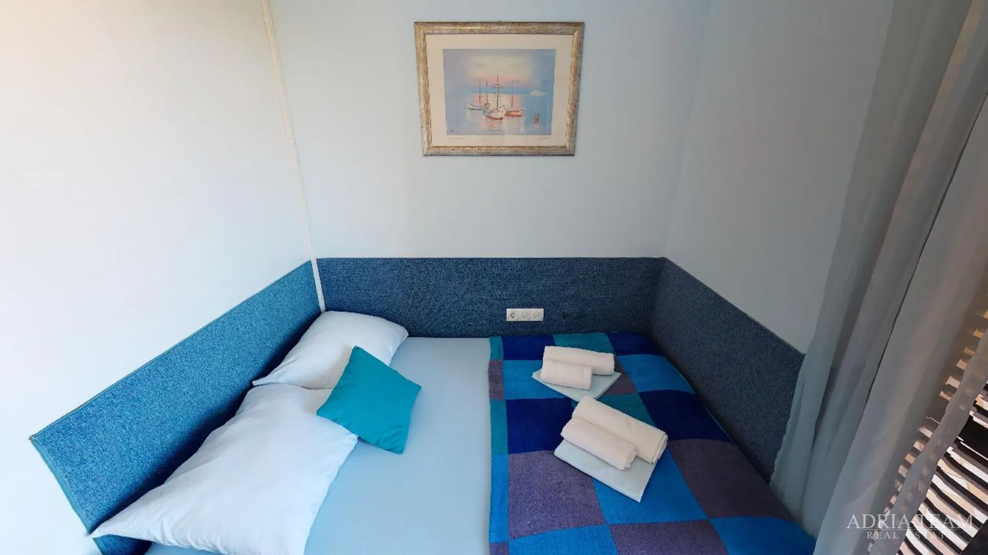 hotel s konobom i krovnom terasom, 1. red do mora - sukošan - slika 83
