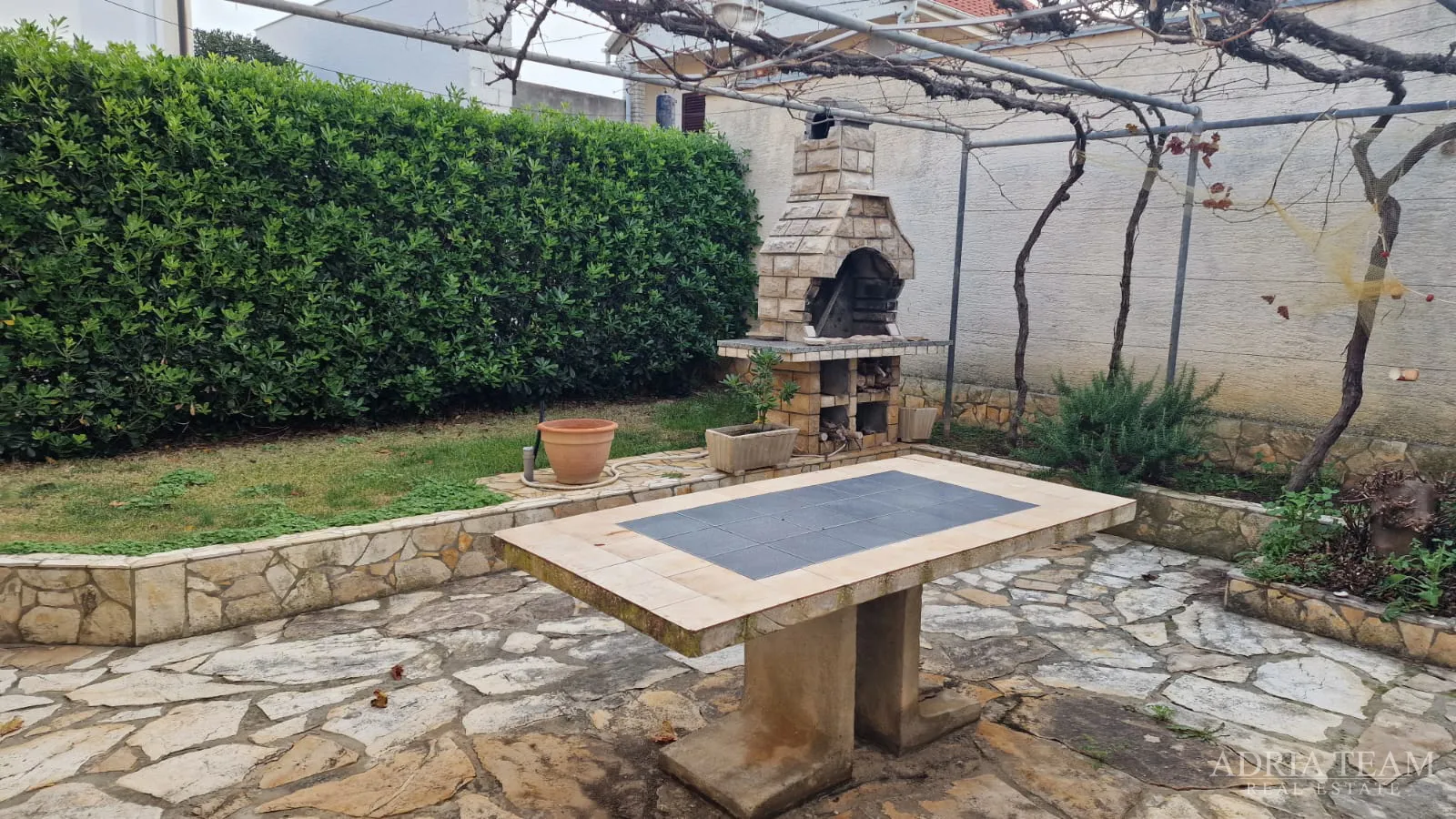 renovirana kuća , vir, 300 m od mora - slika 5