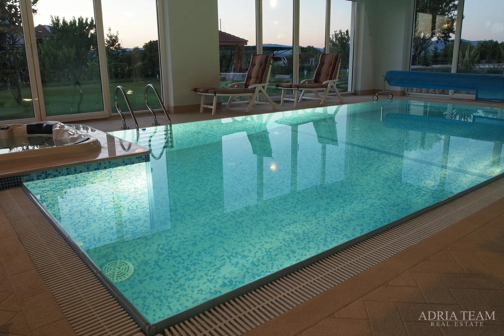 luksuzna vila 100 m od marine - betina, murter - slika 101