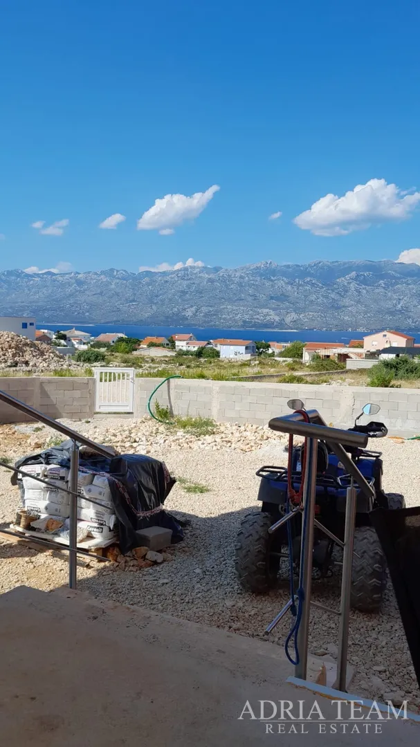 kuća u novogradnji - ražanac - slika 34